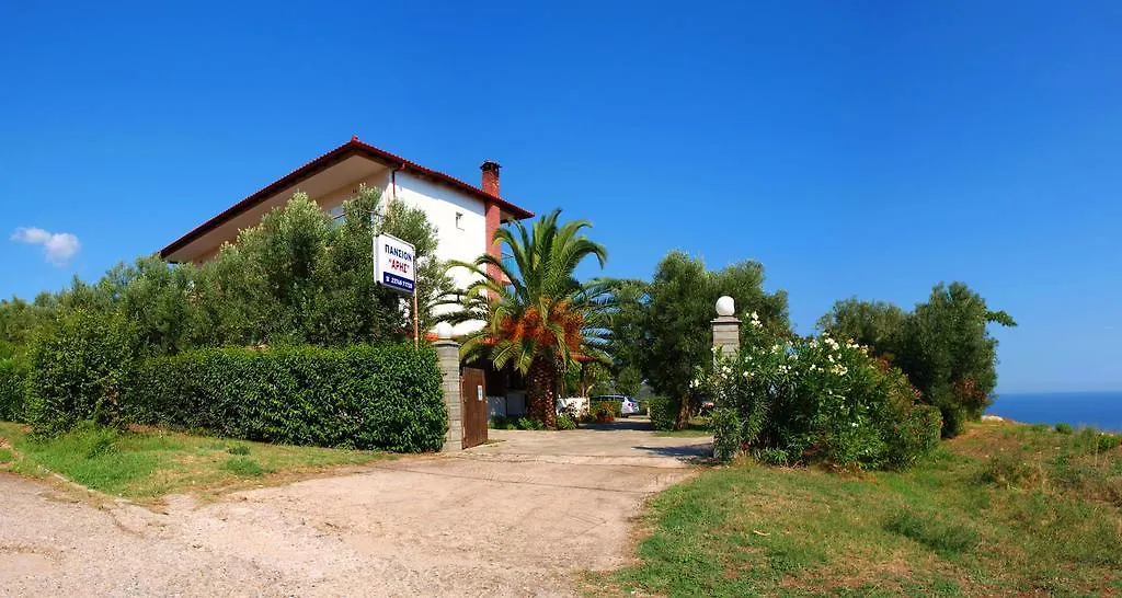Appartement Aris Pension Agia Paraskevi  Griekenland